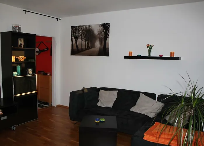 Sunny Two-story Kyje * Praga